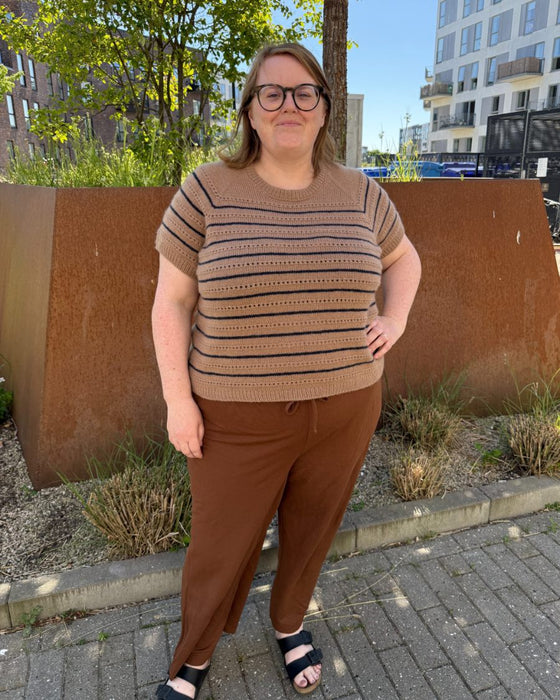 STRIKKEKIT Ida Tee - CASHMERE - PetiteKnit